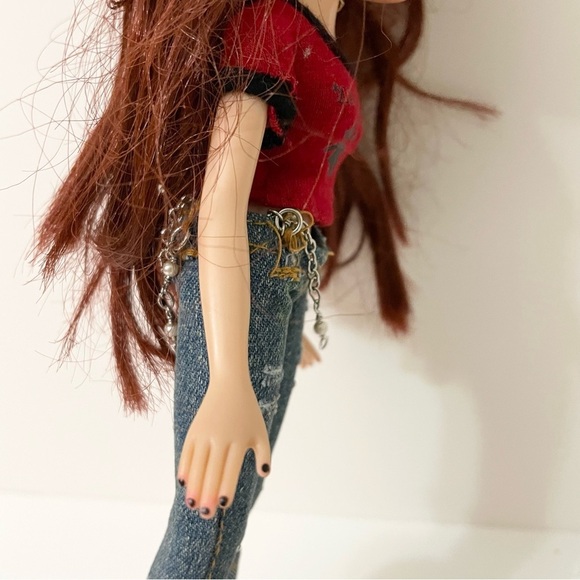 Bratz Doll Roxxi Twin MGA Doll - Picture 16 of 16